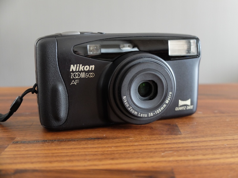 Nikon Zoom 500 AF」ニコンのフィルムコンパクトカメラ – カメトリ