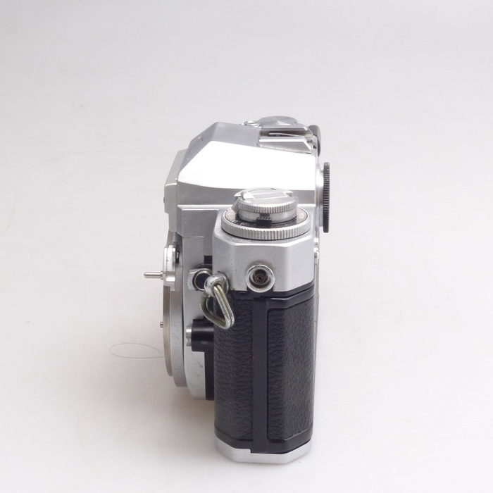 中古】(ニコン) Nikon Nikomat EL｜ナニワグループオンライン