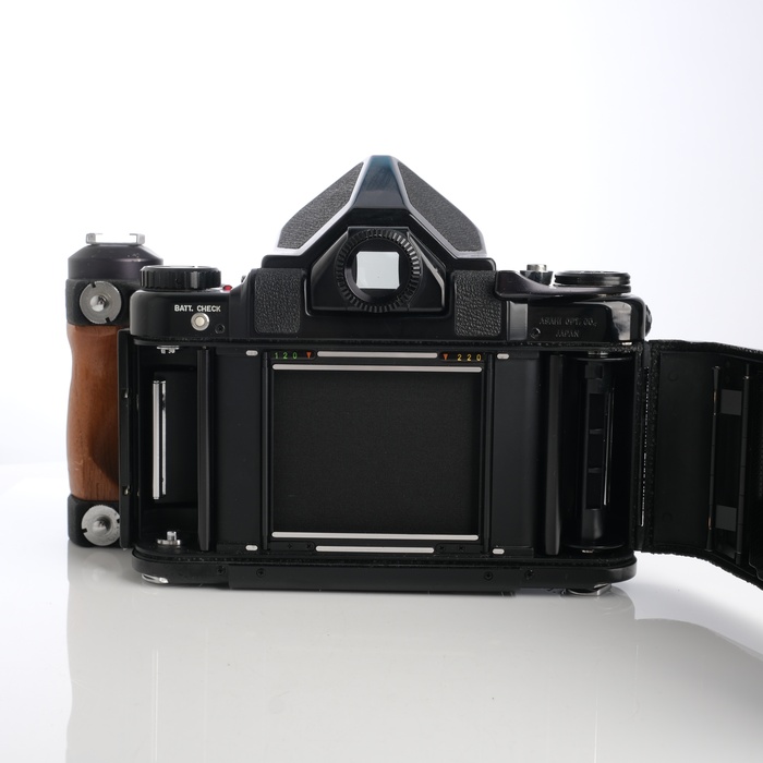 中古】(ペンタックス) PENTAX 6×7 アイレベル ミラーアップ有｜ナニワ