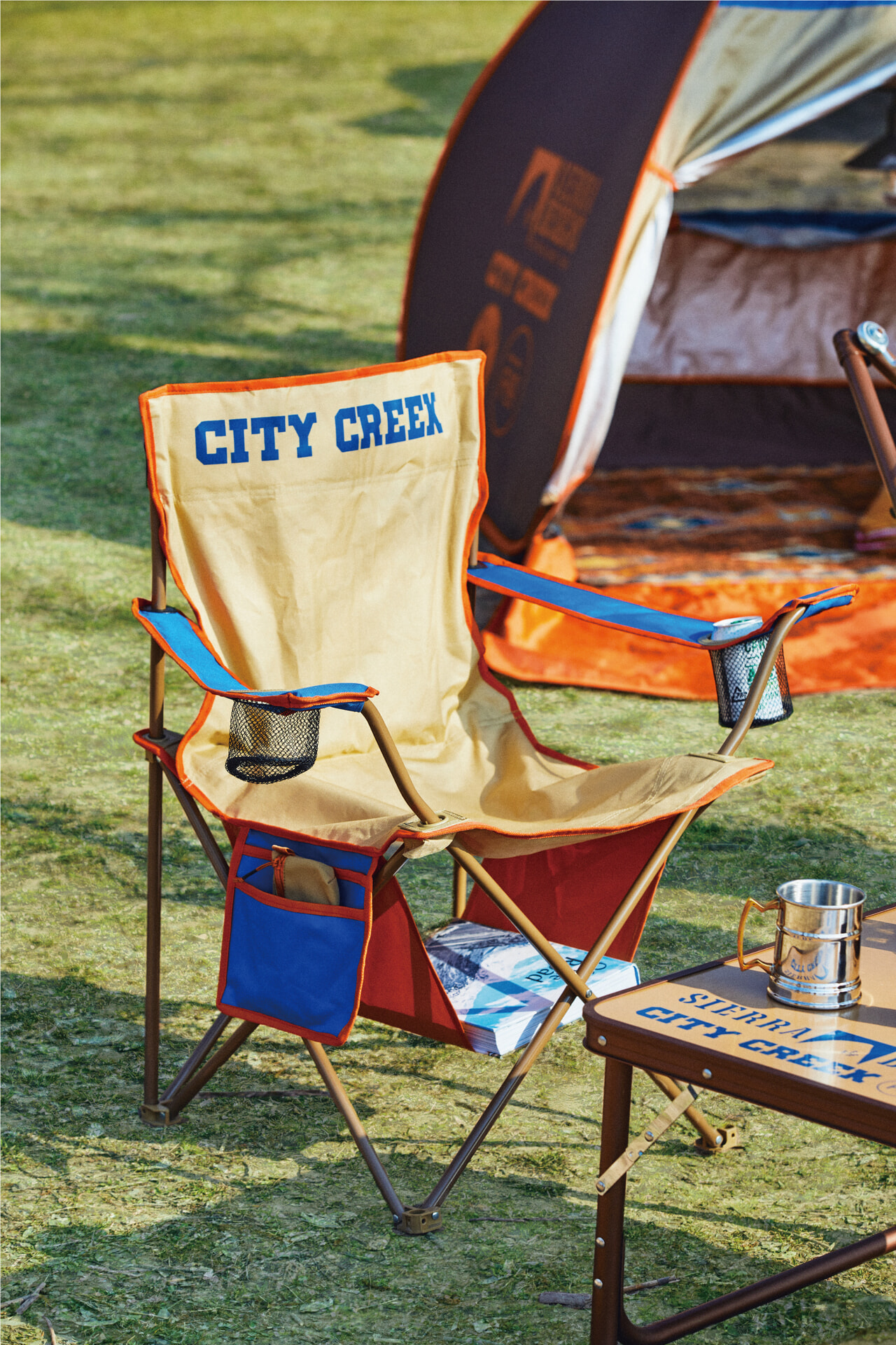 niko and …のアウトドアシリーズ「CITY CREEK」と「CAPTAIN STAG」の