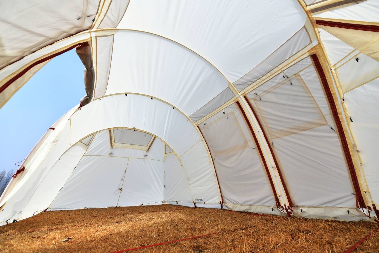 ノルディスクから日本別注の「レイサ6 PU ホワイト」登場 | キャンプ