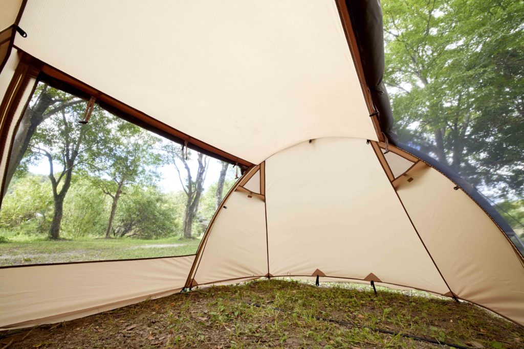 ビジョンピークスからソロ向け2ルームテント「ツインアーチソロテント