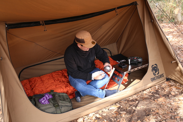 OneTigris×ナチュラム フロントウォール付きの「スーパーシェルターTC