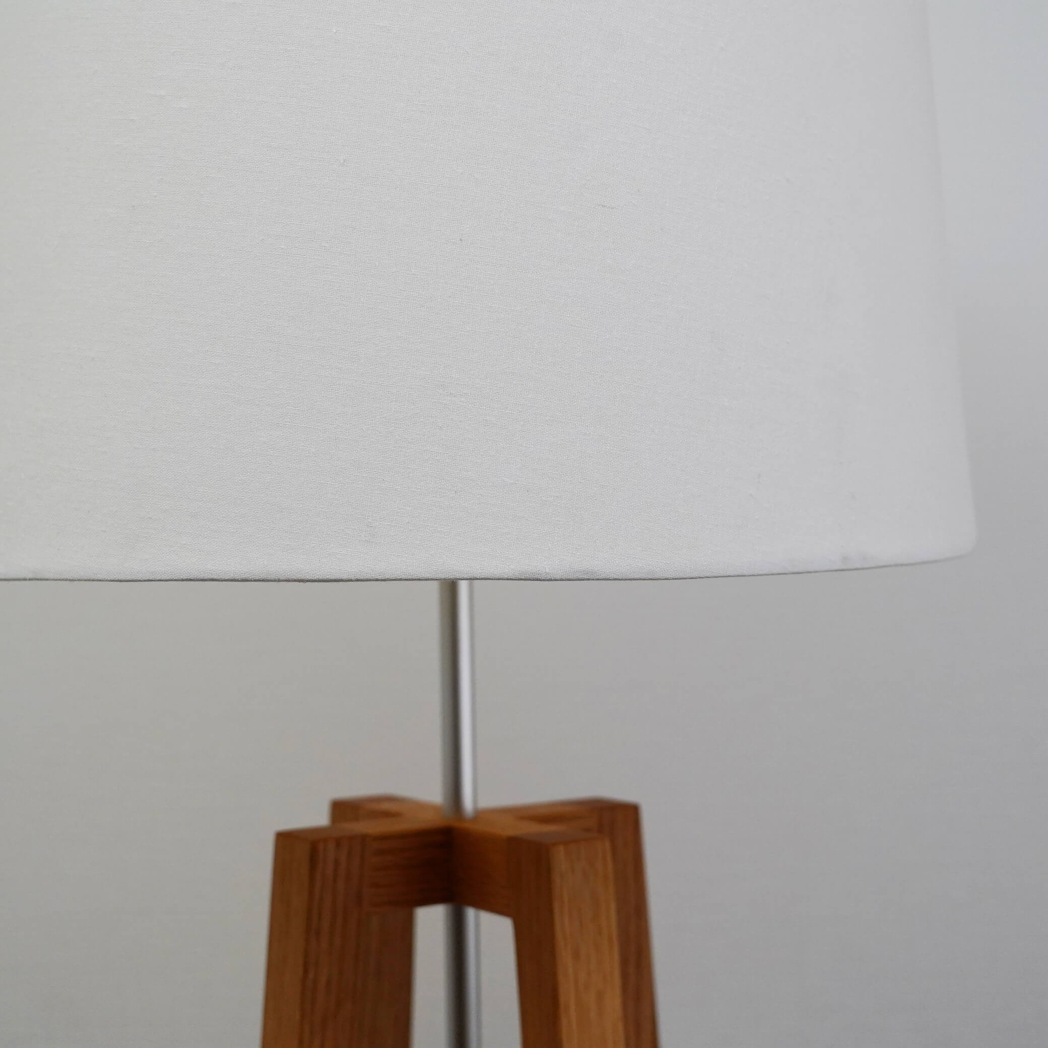 ザ・コンランショップ クロス フロアライト フロアランプ 照明 中古