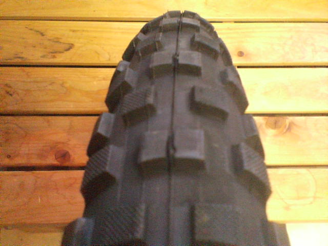 20インチ CHENG SHIN CST タイヤ 20×2.125 | オールドBMXパーツ