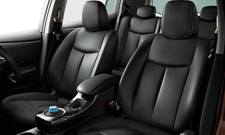 リーフ（日産）X サンクスエディション（30kwh）（2016年10月