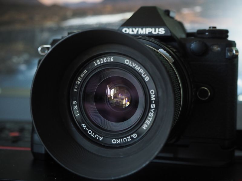 G.ZUIKO AUTO-W 28mm F3.5 - kiricub