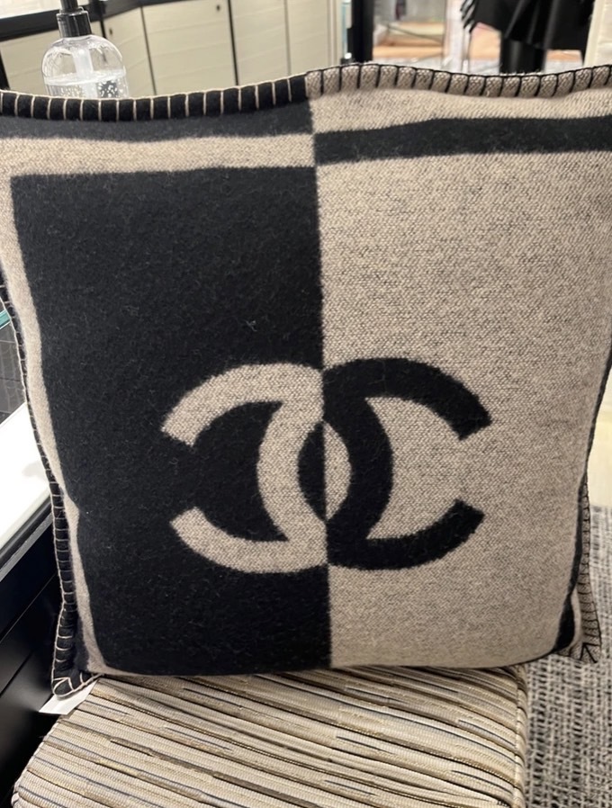 CHANEL シャネル ラビットファー クッション 楽天市場】【新品】【未