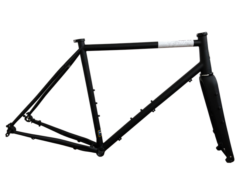 フカヤ専売ブランド「ダボス」からネオランドナー D-604が登場