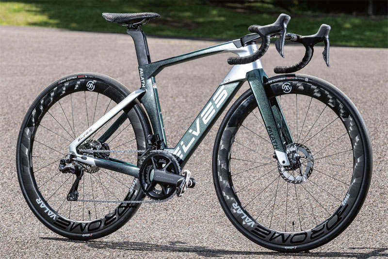 注目の最新モデルを試乗＆紹介 エルヴス・ファラス エボ（ELVES FALATH