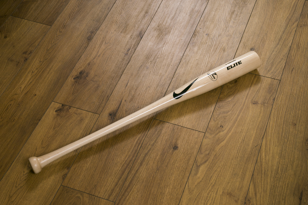 角中勝也外野手に聞く―左手に力を入れないようにバットを握る | 日経