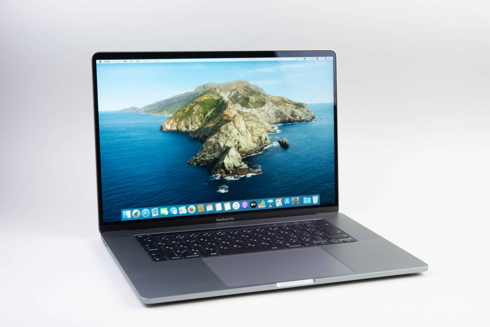 性能が上がった16インチMacBook Pro、やや逆戻りした「あの仕様」も好