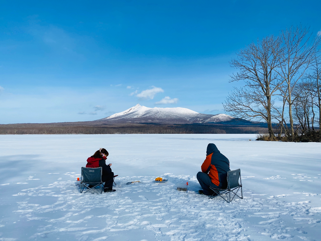 函館大沼氷上ワカサギ釣り完全プライベートツアー！≪大沼管内から無料