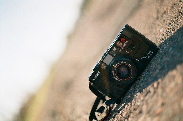 Canon AF35M · Lomography