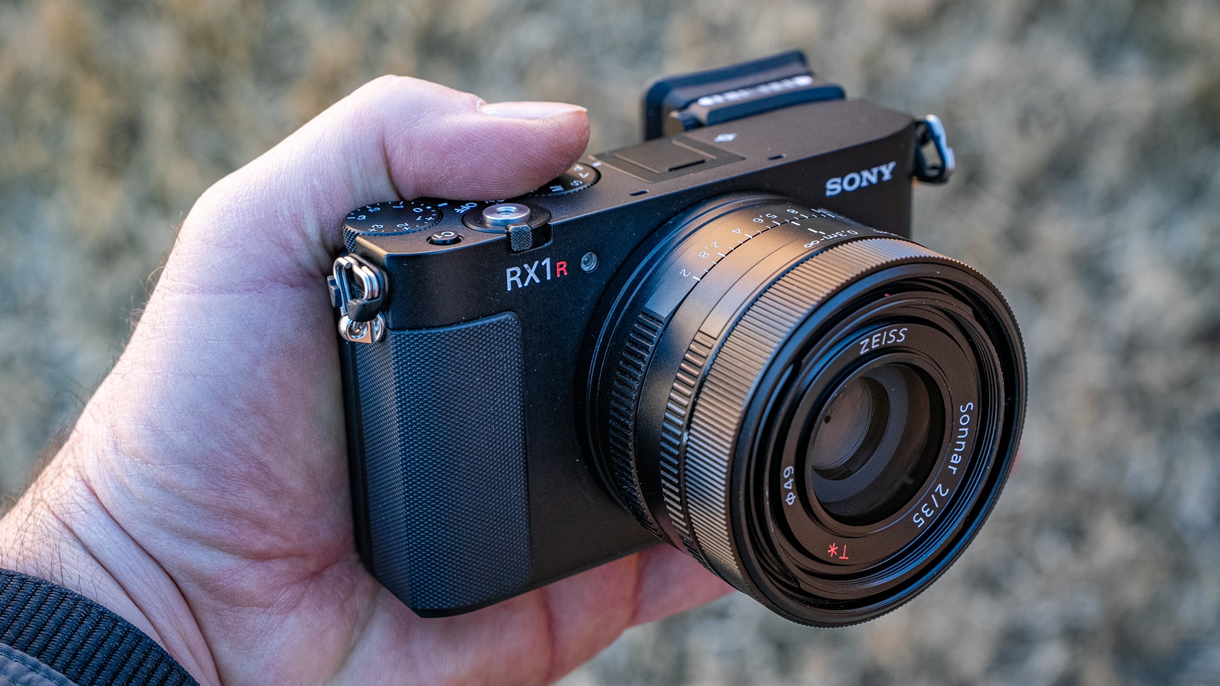 Sony Handycam HDR-CX560V
