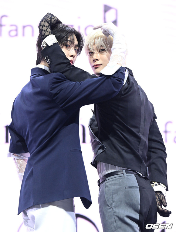 PHOTO】ASTRO ムンビン＆ユンサナ、3rdミニアルバム「INCENSE」発売