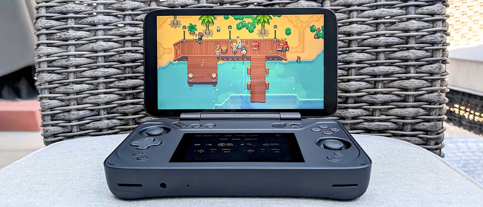 AYANEO Flip DS review: Dual-screens and extra control for gamers