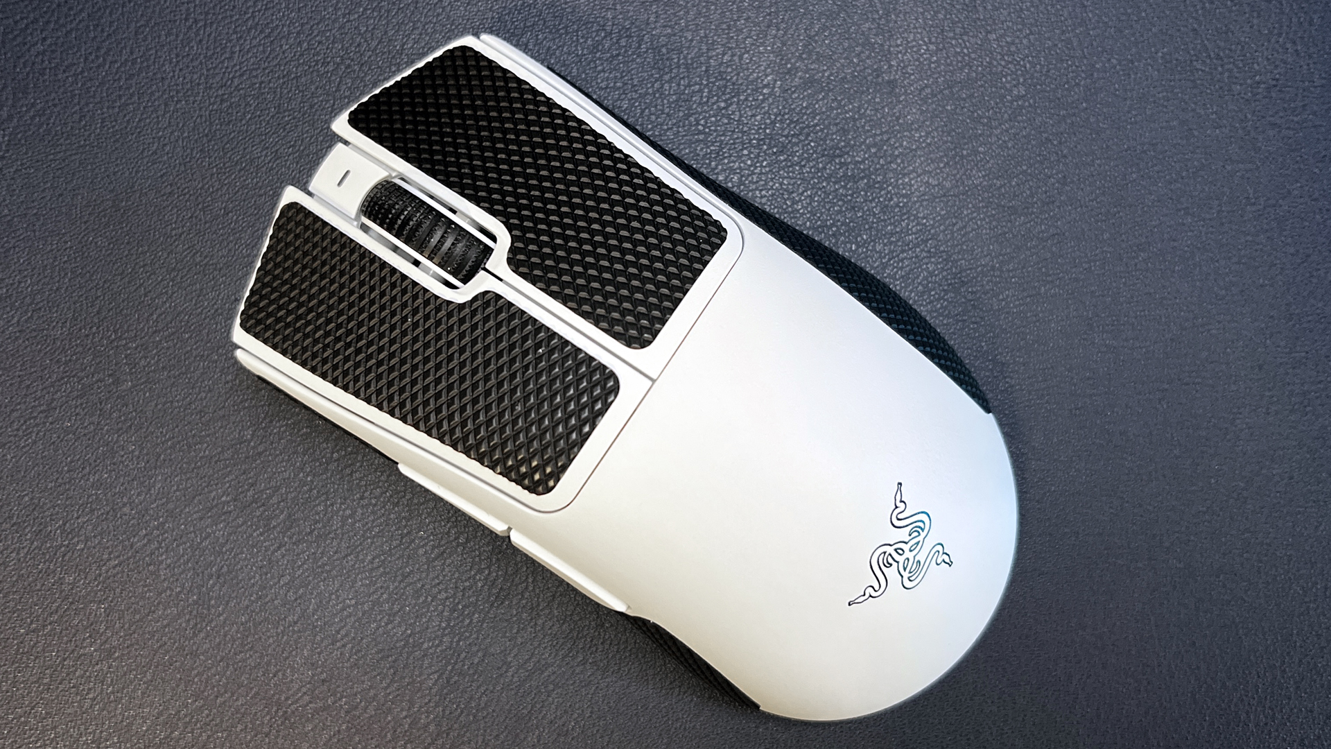 Razer DeathAdder V3 Pro Review: Practically Perfect Design | Tom's