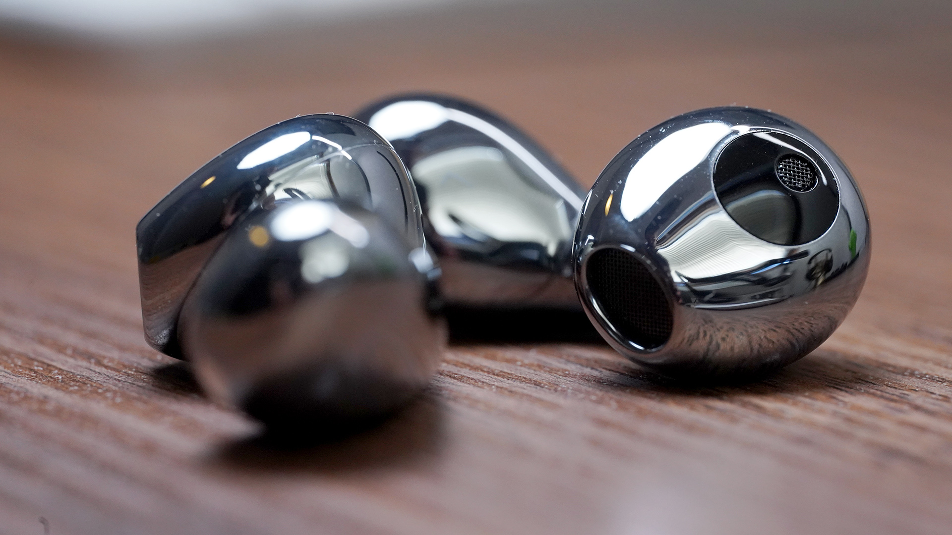 Huawei FreeBuds 5 review: dares to be different | T3