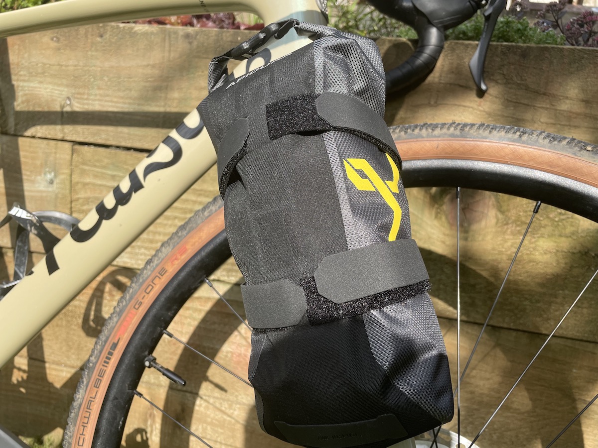 Apidura fork pack and cargo cage | Cycling Weekly