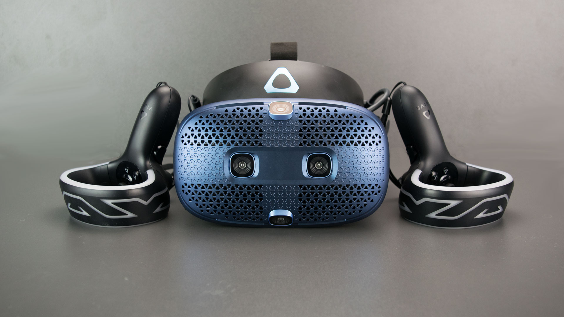 HTC Vive Cosmos VR Headset Review: Solid Upgrade - Tom's Hardware
