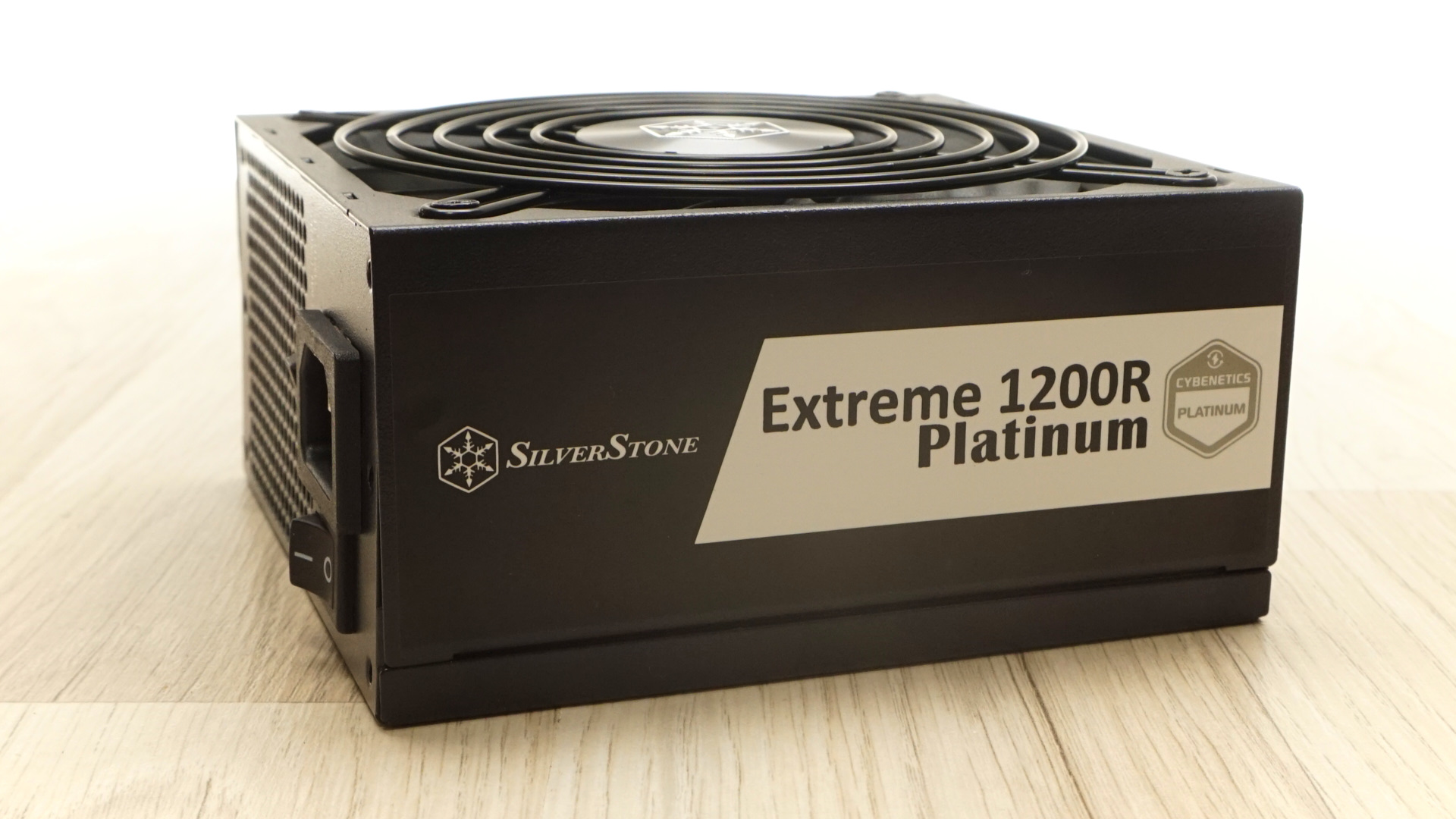 SilverStone Extreme 1200R Platinum SFX-L PSU review | Tom's Hardware