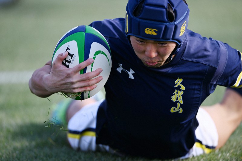 バックスも一体に 国学院久我山「伝統校対決」制す 高校ラグビー