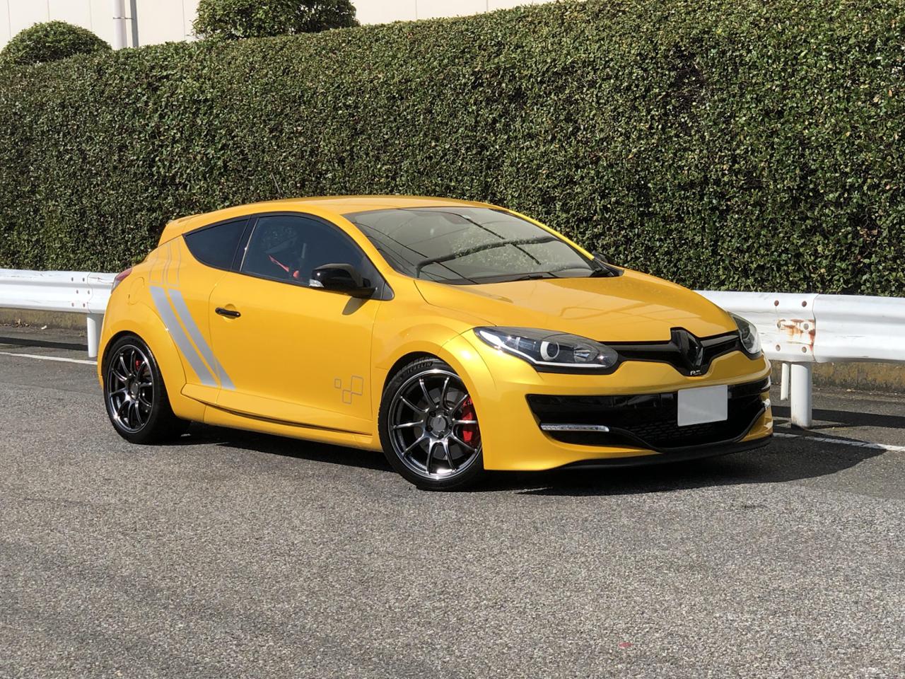 LARGUS Spec S のパーツレビュー | メガーヌ ルノー・スポール(けんち