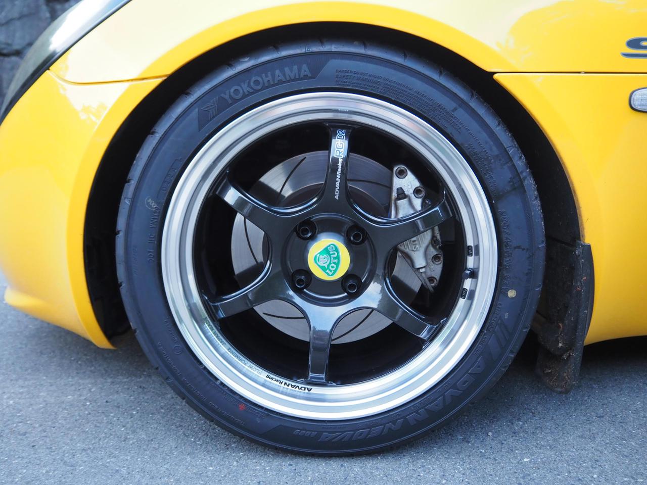 YOKOHAMA ADVAN Racing RG-D2 16インチ 7J +31/17インチ 8J +35(M&BG