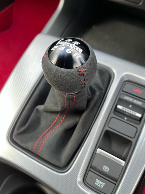 MUGEN / 無限 無限 アルカンターラ シフトノブ のパーツレビュー