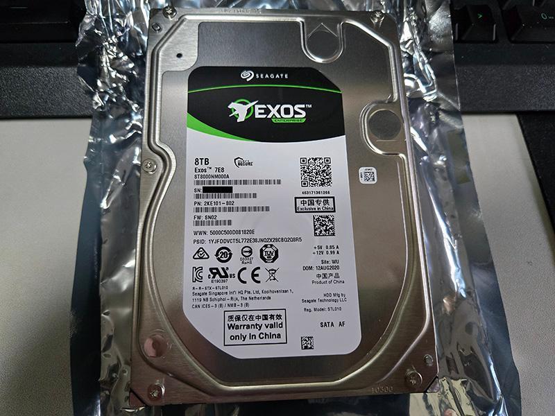 Seagate ST8000NM000A-2KE101 Exos 7E8 8GB SATA HDD のパーツレビュー