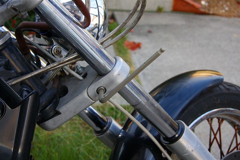 DS4 フォークジョイント取り付け（ヤマハ ドラッグスター400）by すぎ