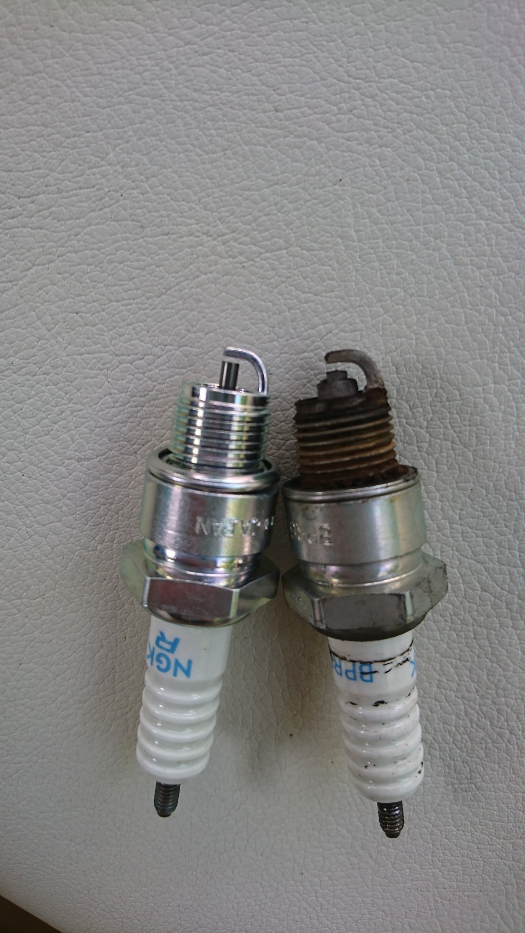 プラグ交換しました！（ホンダ ライブディオZX）by オリタニ - みんカラ