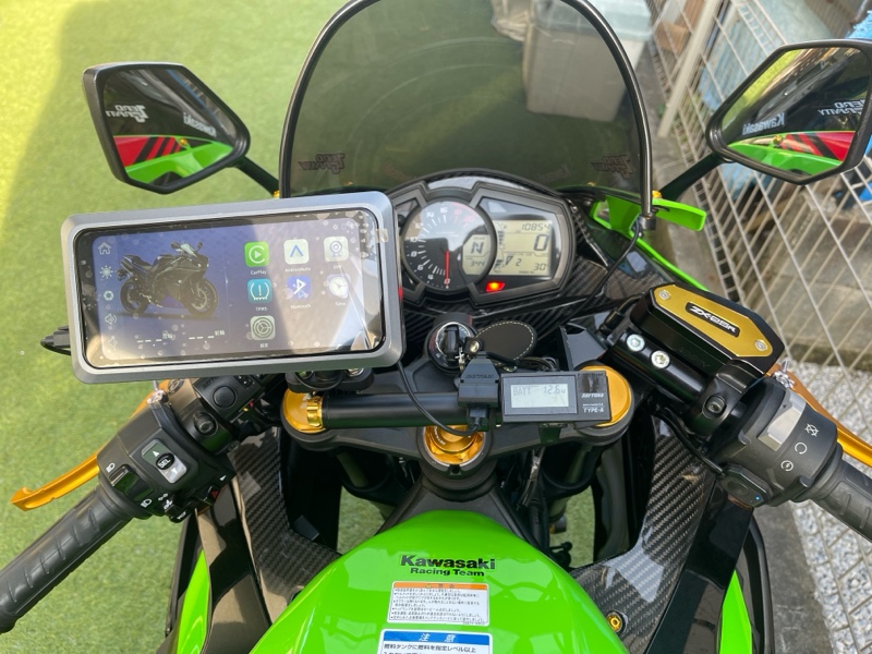 バイク用ナビ取付（カワサキ Ninja ZX-25R）by KZZくん - みんカラ