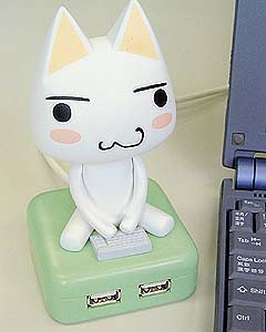A-DTUH-01【USB-HUBマスコット（トロ）】マウスやキーボード操作に