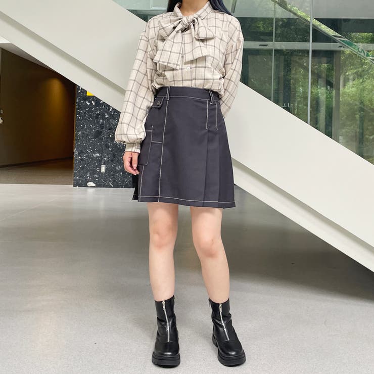 アシンメトリープリーツ ミニスカート[品番：NICW0004847]｜NICOLE