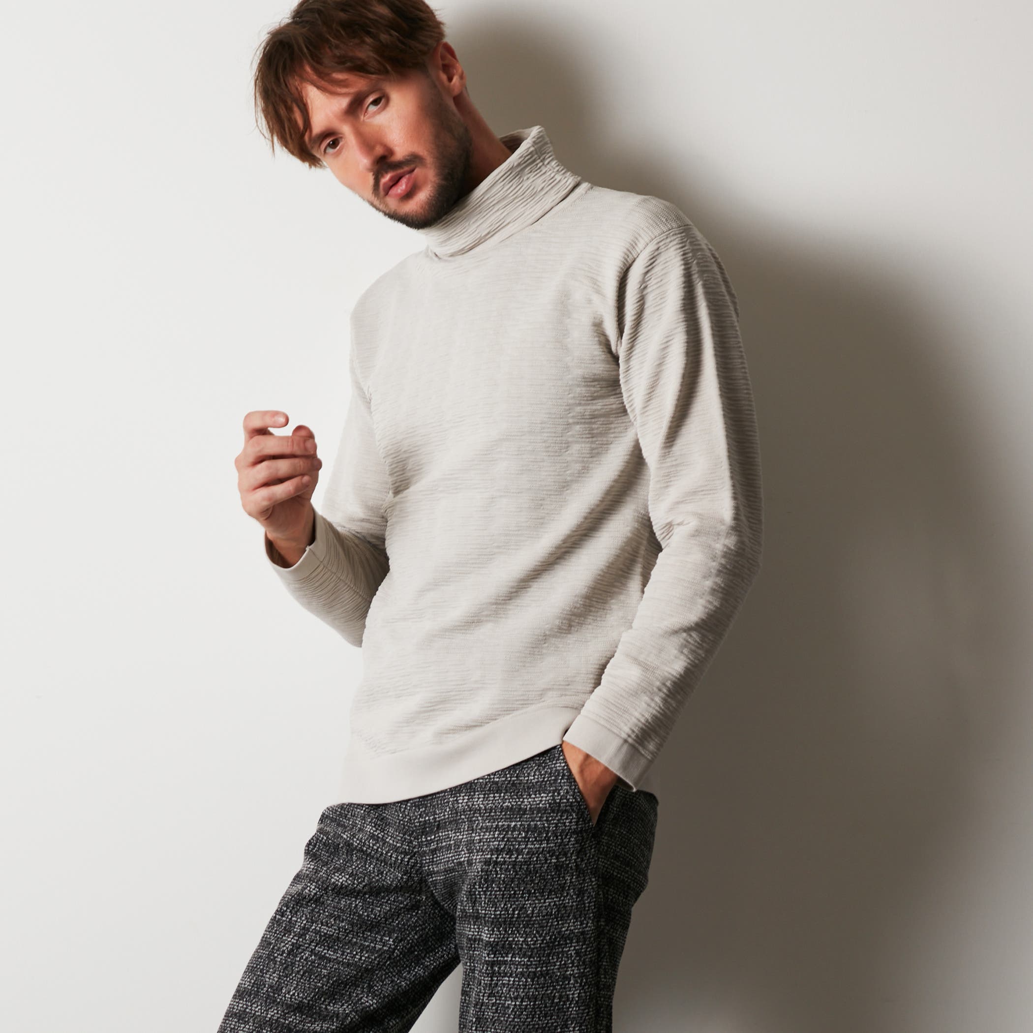 ランダムタックボーダータートルネックニット[品番：NICW0006159