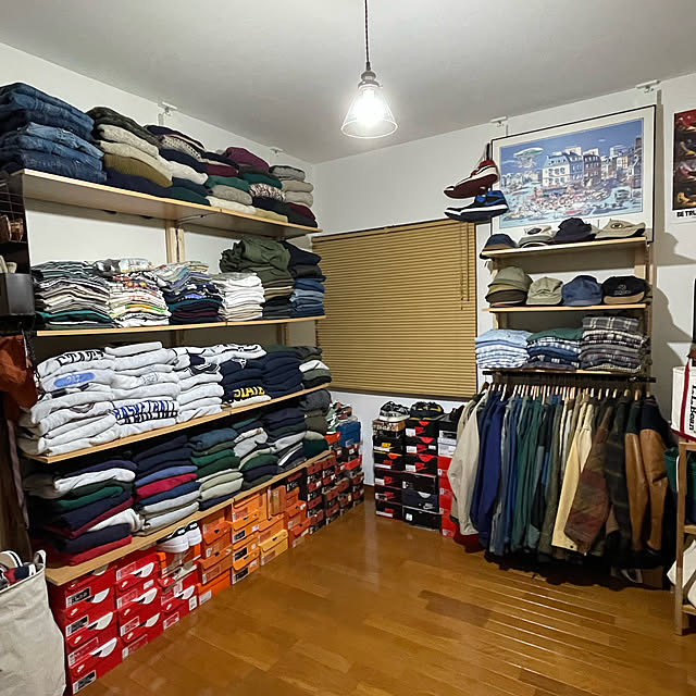 ディスプレイ 古着屋のおしゃれなアレンジ・飾り方のインテリア実例