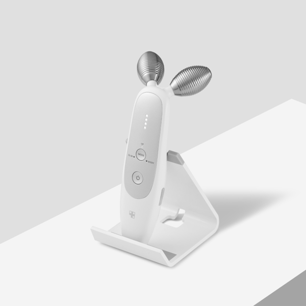 本田翼が女神のほほえみ。韓国No.1美顔器ブランド「medicube」テレビCM