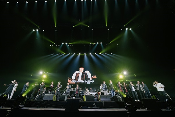 桜井和寿（Mr.Children）、藤井フミヤ、秦 基博らKANを慕う豪華