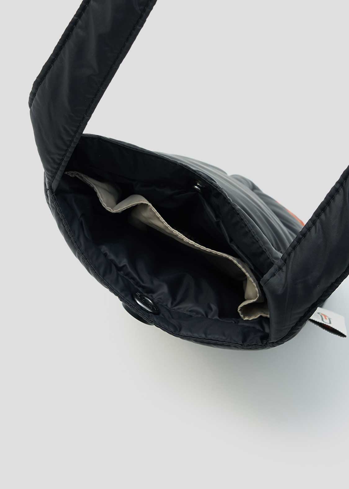 イカク(TAION)｜ダウンサコッシュ｜ユニセックス｜グラニフ(graniph