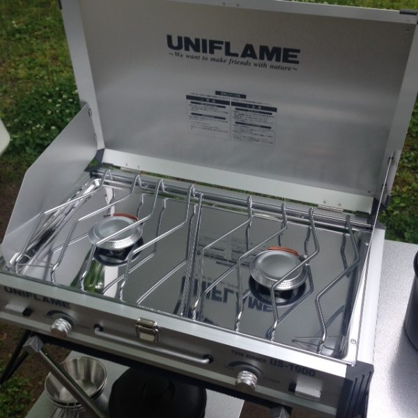 キャンプ初心者にツーバーナーは必要？カセットコンロで充分