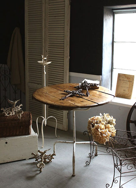 イギリスアンティーク家具 ガーデンテーブル シャビーペイント