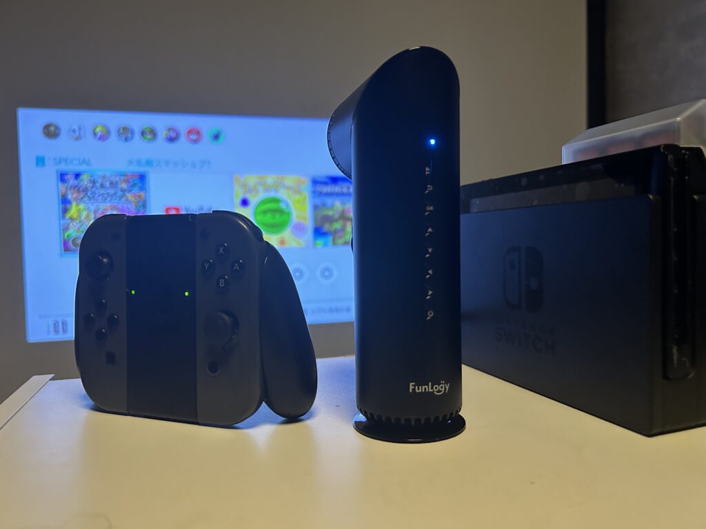 天井を映画館に】FunLogy X-03を徹底レビュー【国産の2WAYモバイル