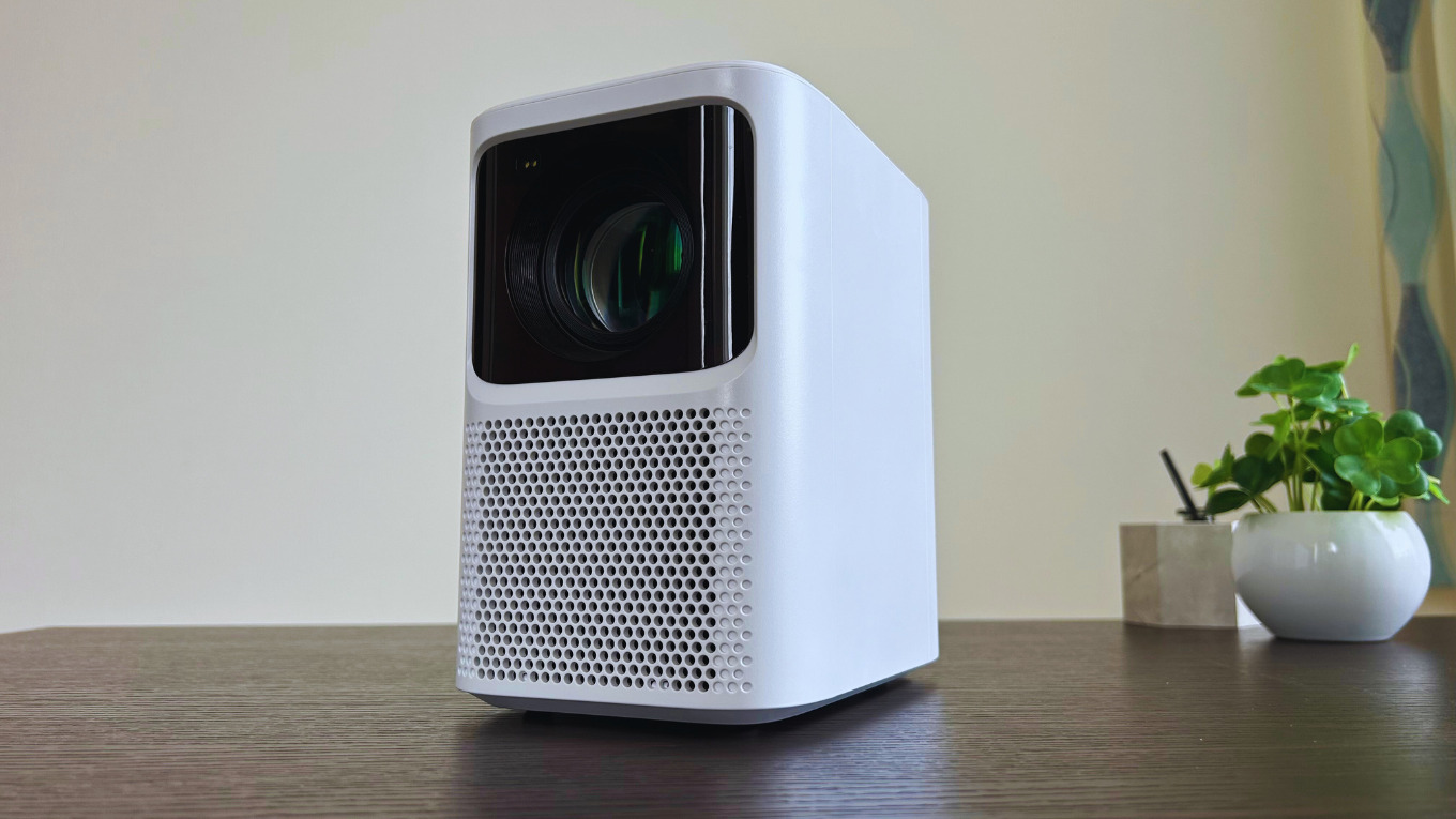 Netflix公式認証プロジェクター】Emotn N1を徹底レビュー【高画質で