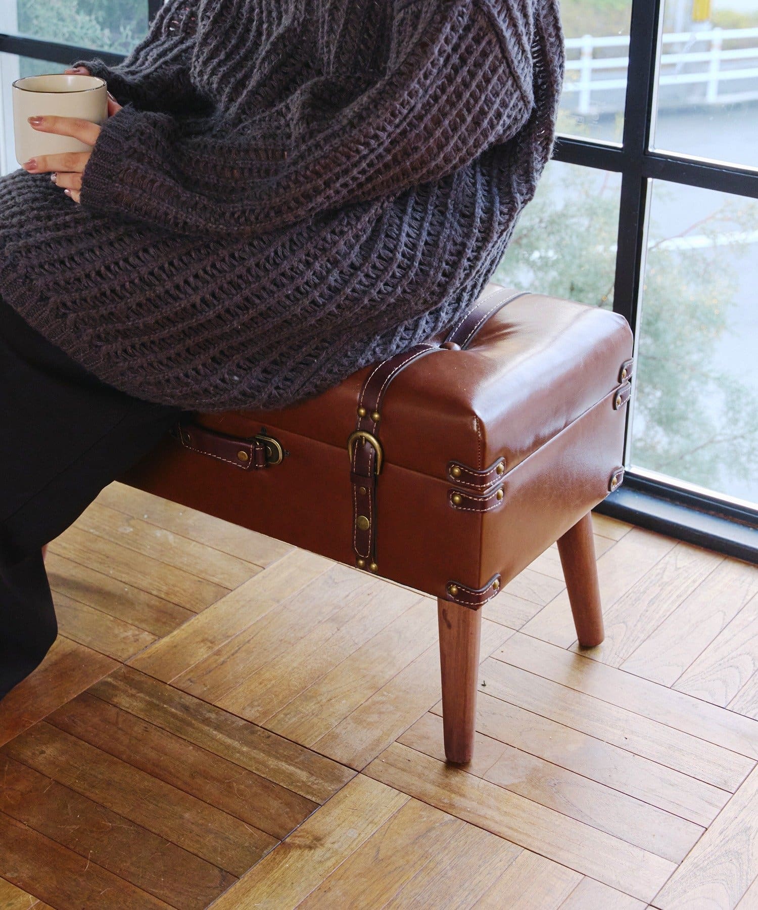 WEB限定商品》トランク型脚付き収納スツール | salut!(サリュ)ライフ