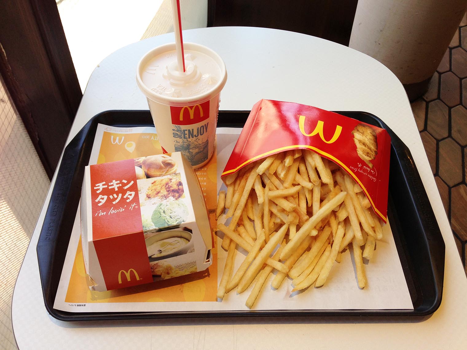 マクドナルドにはLサイズより巨大なメガポテトが存在 | コンビニ通信