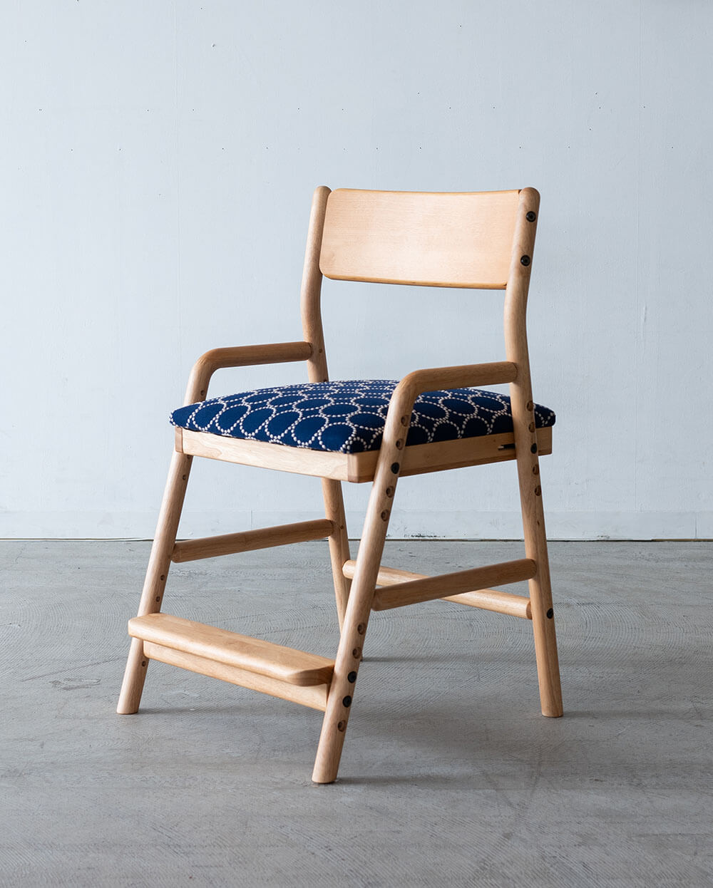 FINO KIDS CHAIR（NA）ミナペルホネン tambourine（if1083/NV