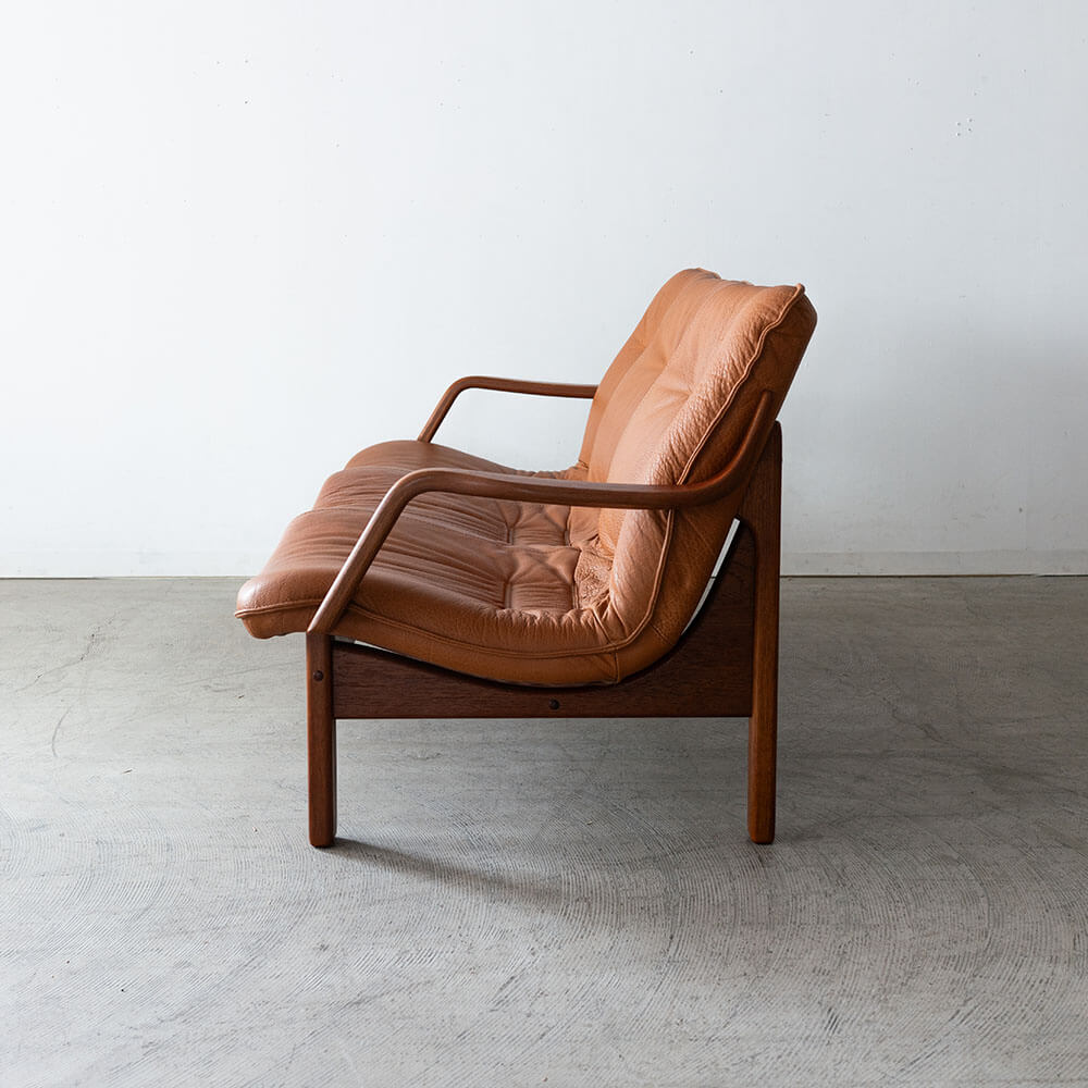 アップサイクル品］ BERG FURNITURE 3Pソファ 本革 | cocochi ｜ 家具