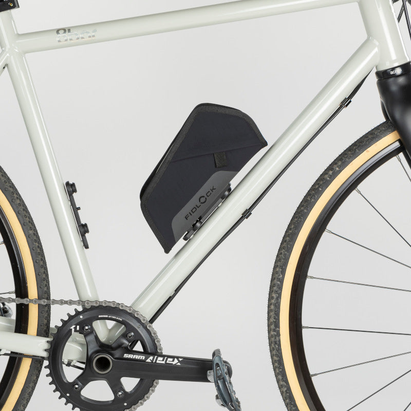 TWIST ESSENTIAL BAG – COG TOKYO